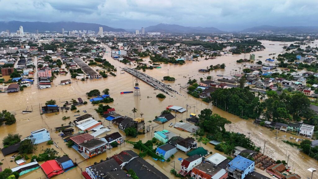 วิกฤตน้ำท่วมหาดใหญ่ 2568